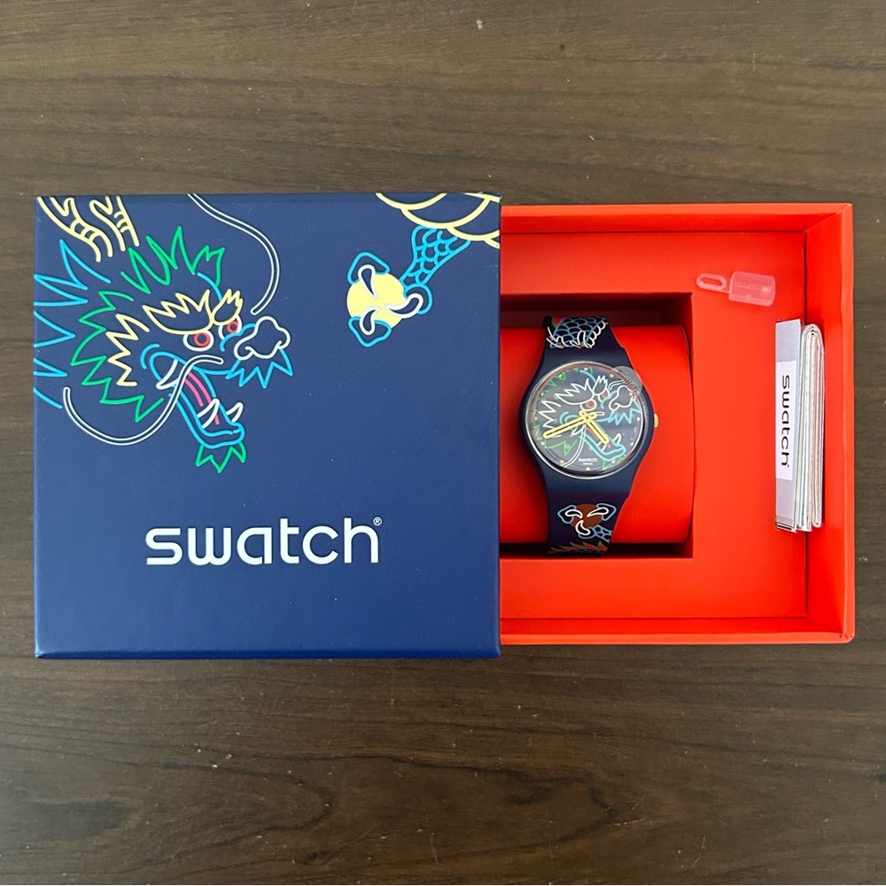 NEW Swatch Year of the Dragon Watch Red Blue Swiss Chinese Dragon in Waves Swiss